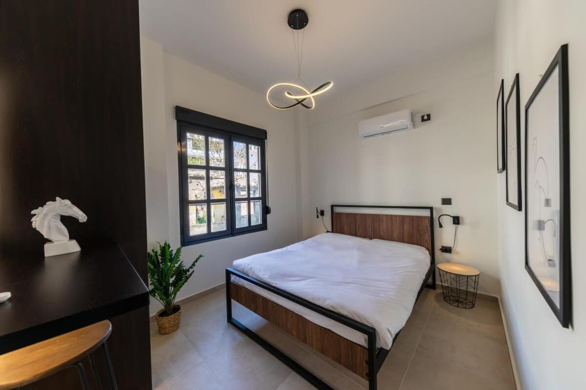 Beautiful Elegant Apartment Next To Monastiraki Athen Exterior foto