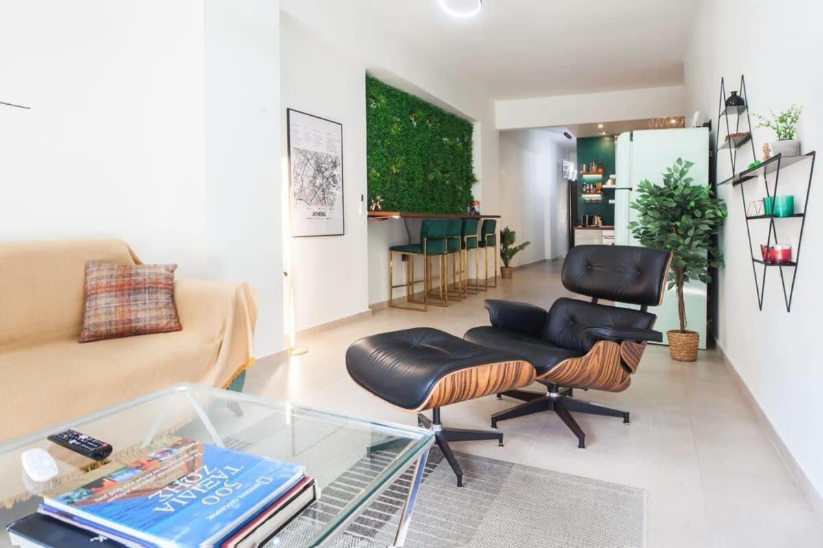 Beautiful Elegant Apartment Next To Monastiraki Athen Exterior foto